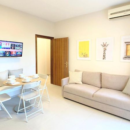 גולם 13 Eur For Monthly Stay - Home By The Sea - Hbs מראה חיצוני תמונה