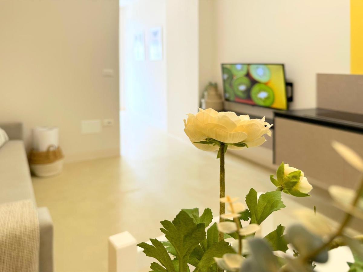 גולם 13 Eur For Monthly Stay - Home By The Sea - Hbs מראה חיצוני תמונה