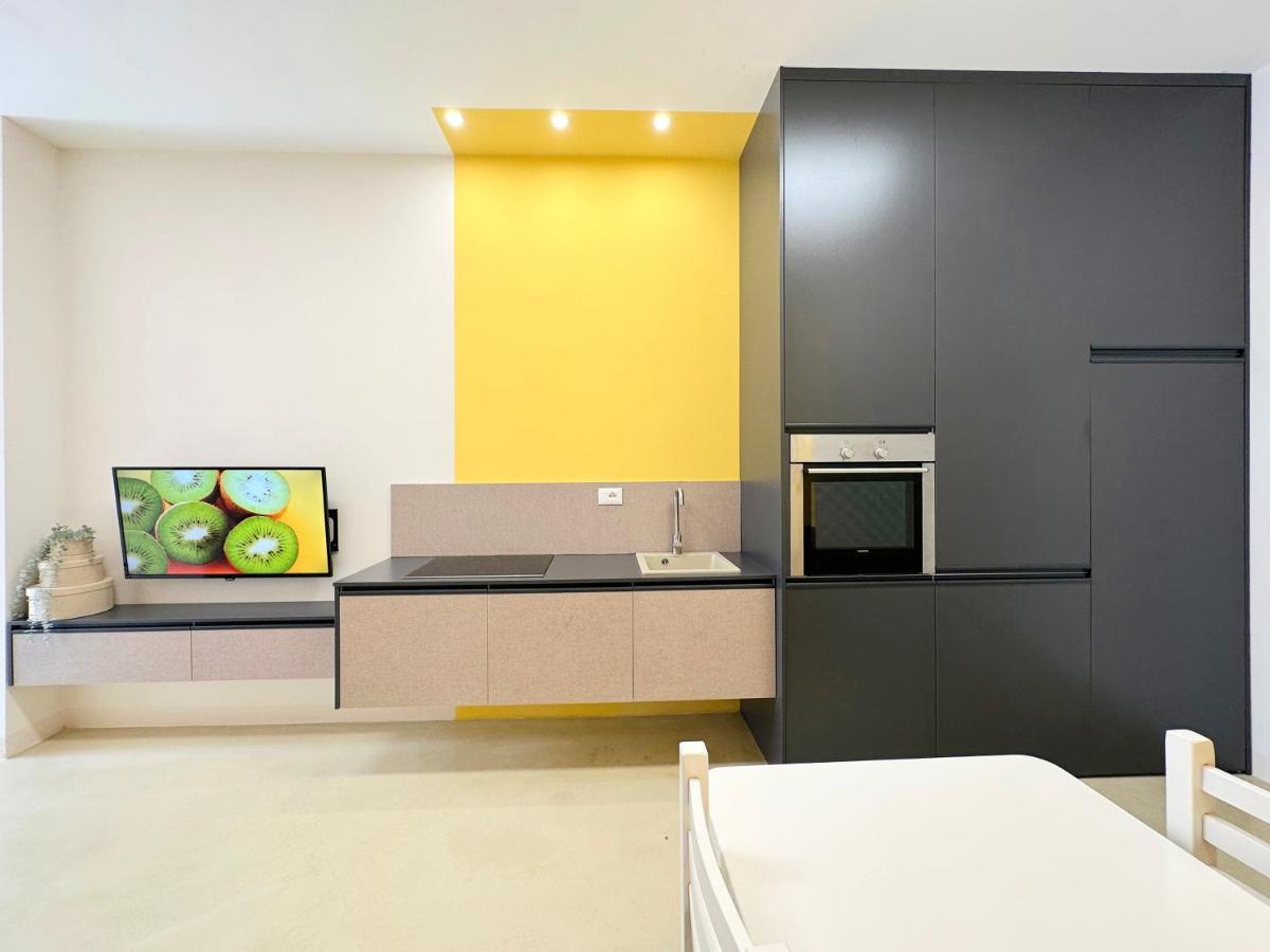 גולם 13 Eur For Monthly Stay - Home By The Sea - Hbs מראה חיצוני תמונה