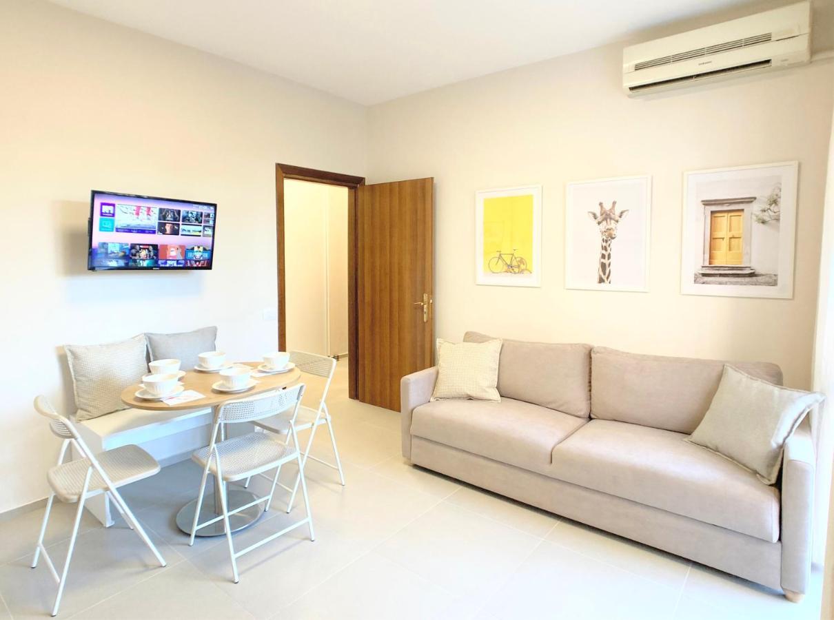 גולם 13 Eur For Monthly Stay - Home By The Sea - Hbs מראה חיצוני תמונה