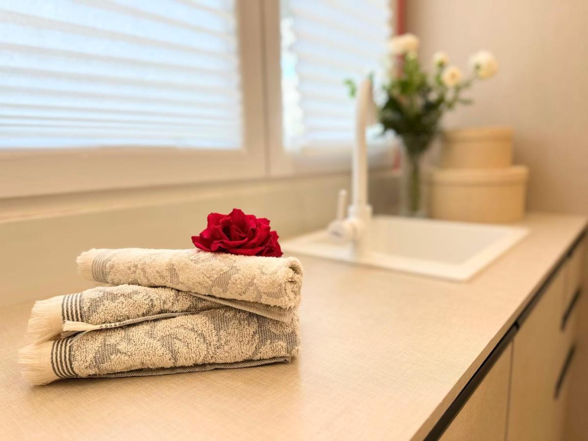 גולם 13 Eur For Monthly Stay - Home By The Sea - Hbs מראה חיצוני תמונה