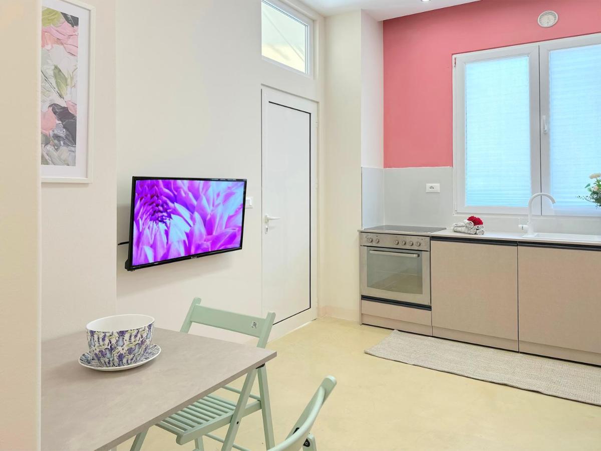 גולם 13 Eur For Monthly Stay - Home By The Sea - Hbs מראה חיצוני תמונה