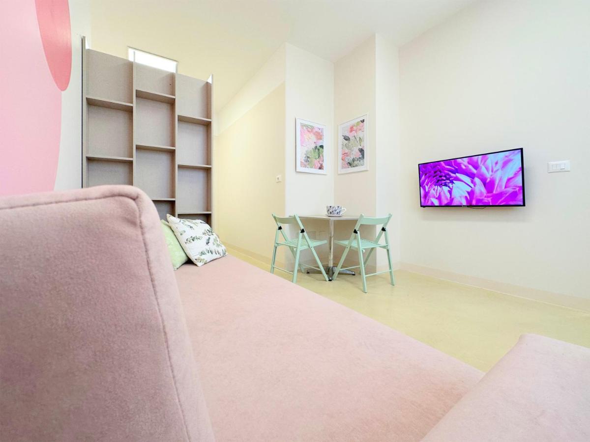 גולם 13 Eur For Monthly Stay - Home By The Sea - Hbs מראה חיצוני תמונה